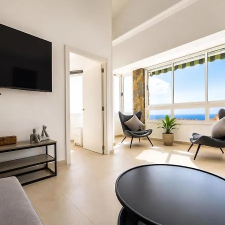 Bella Vista - 4 Bedrooms, Private Pool, Ocean View Βίλα